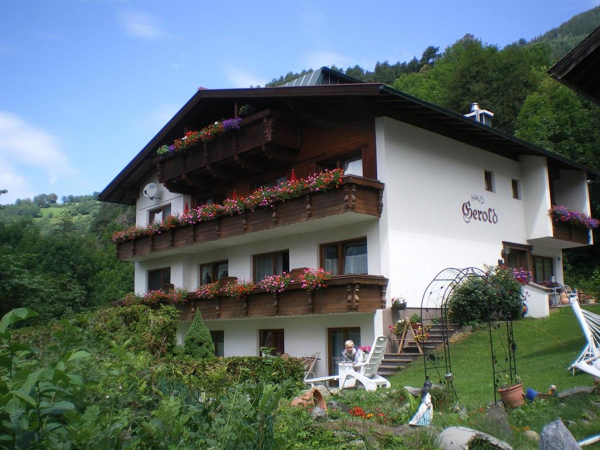 Haus Gerold Hotel Оец Екстериор снимка